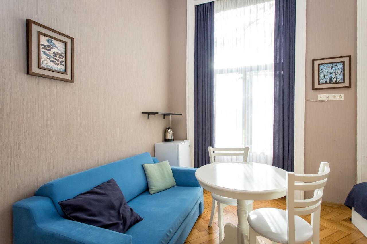 Hb Apartments Mari Brose ティビリシ エクステリア 写真
