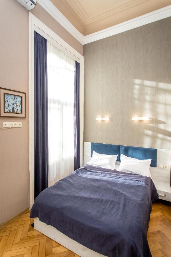 Hb Apartments Mari Brose ティビリシ エクステリア 写真