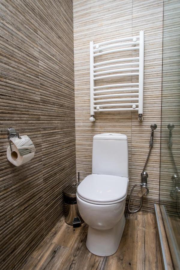 Hb Apartments Mari Brose ティビリシ エクステリア 写真