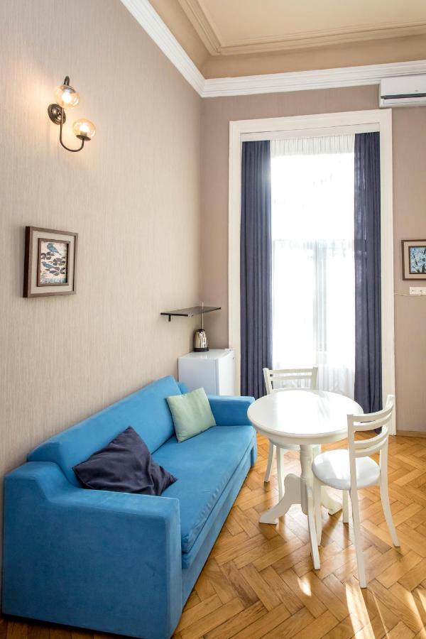 Hb Apartments Mari Brose ティビリシ エクステリア 写真