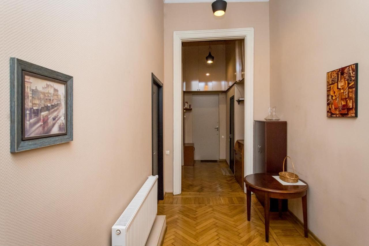 Hb Apartments Mari Brose ティビリシ エクステリア 写真